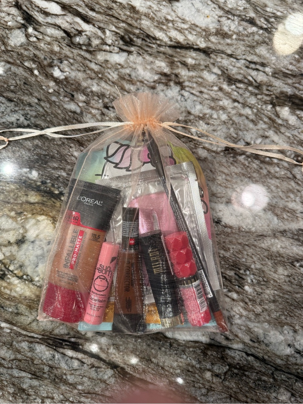 & Assorted Women's Makeup Gift Set in Darker Shades